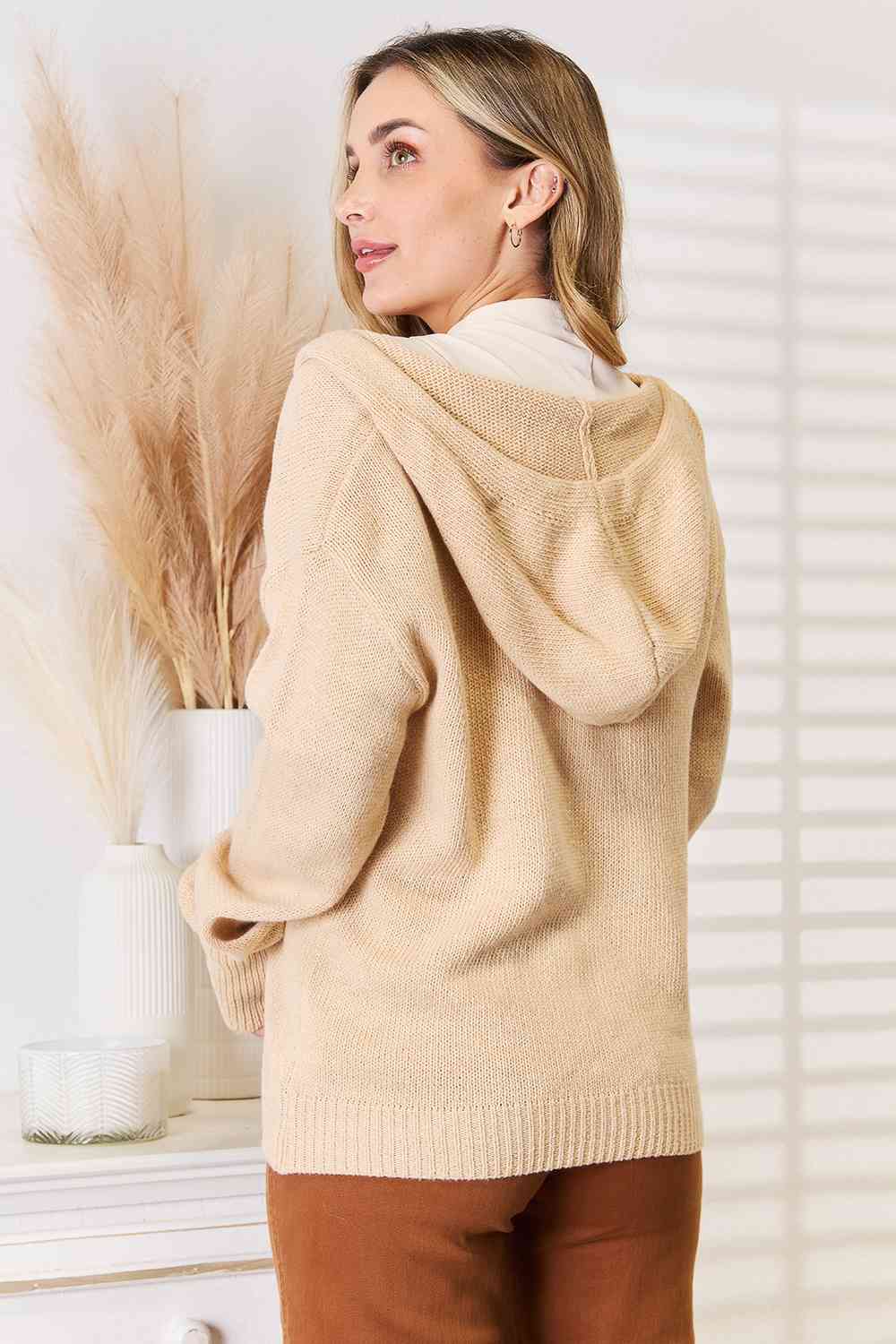 Women's Woven Right Button-Down Long Sleeve Hooded Sweater