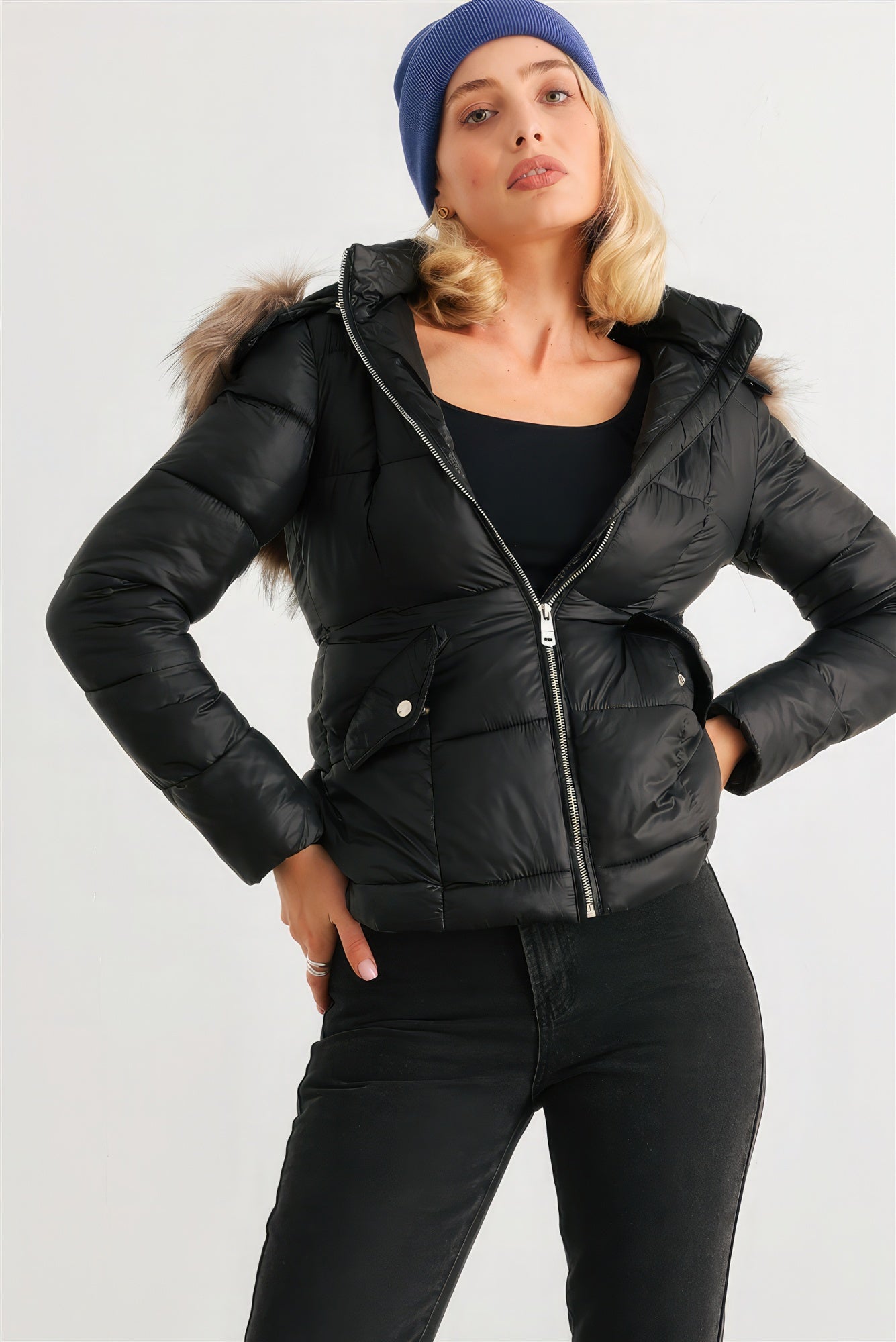 Women's Long Sleeve Faux Fur Hood Padded Water Resistant Finish Jacket